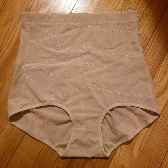 BELLY CONTROL PANTIES Women''s Compression XL NWOT SHAPEWEAR Nude Postpartum - Picture 1 of 6